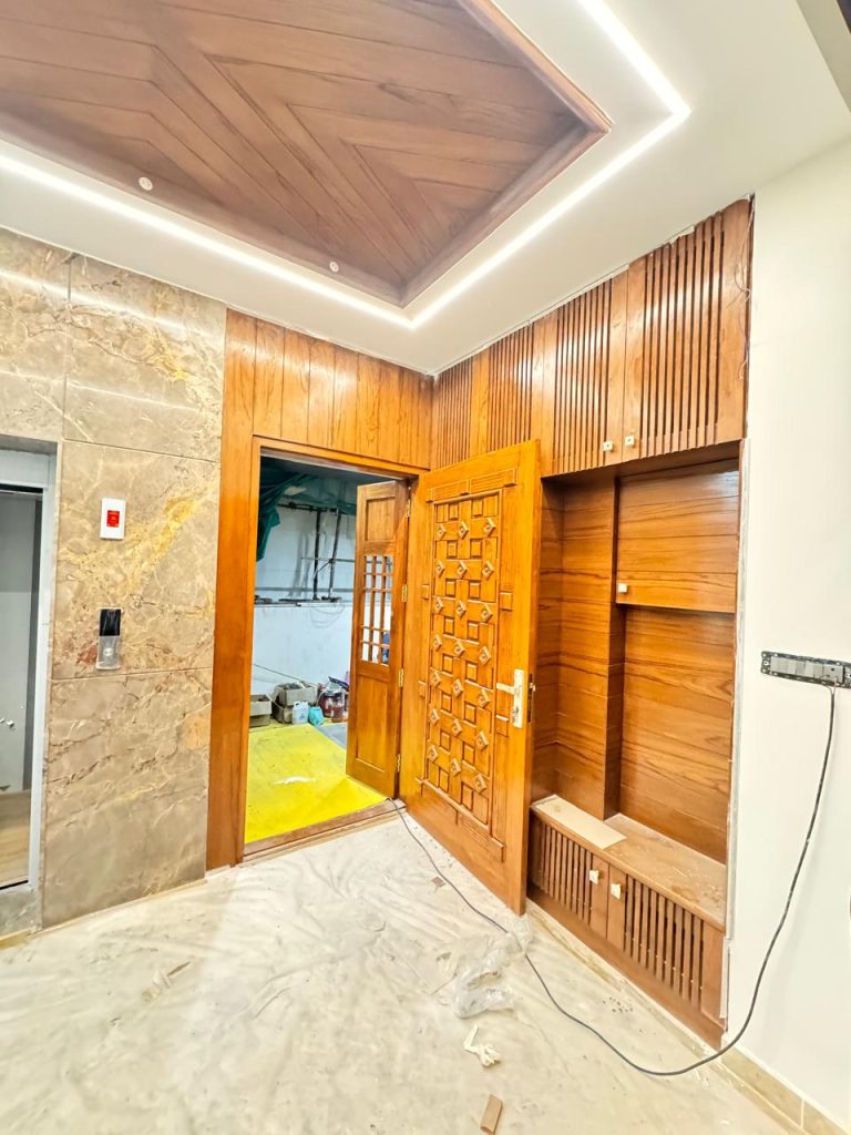 Interior23